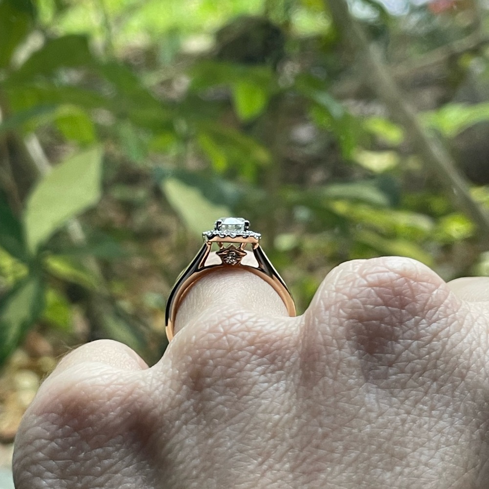1CT DIAMOND RING - Picture 3 of 7